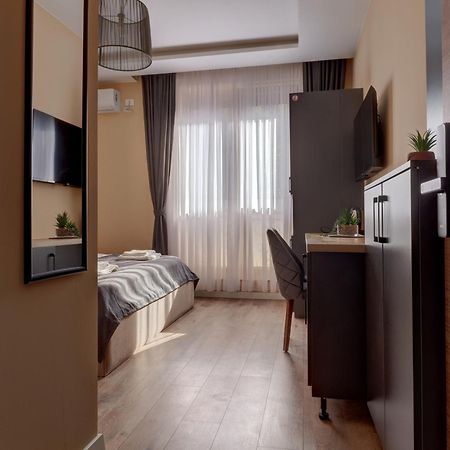 Midtown Prishtina Stays - Central Location Pristina Kültér fotó