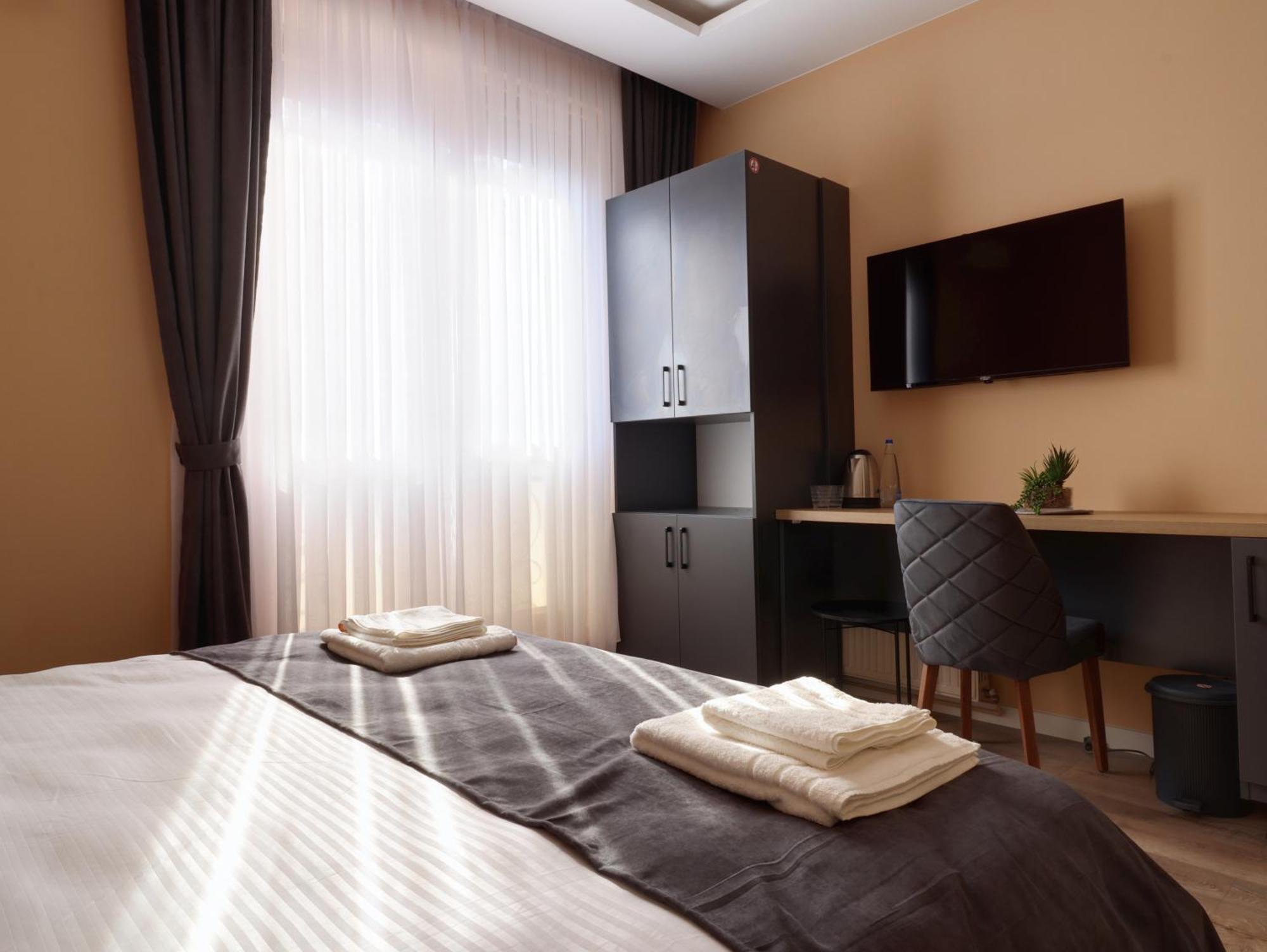 Midtown Prishtina Stays - Central Location Pristina Kültér fotó