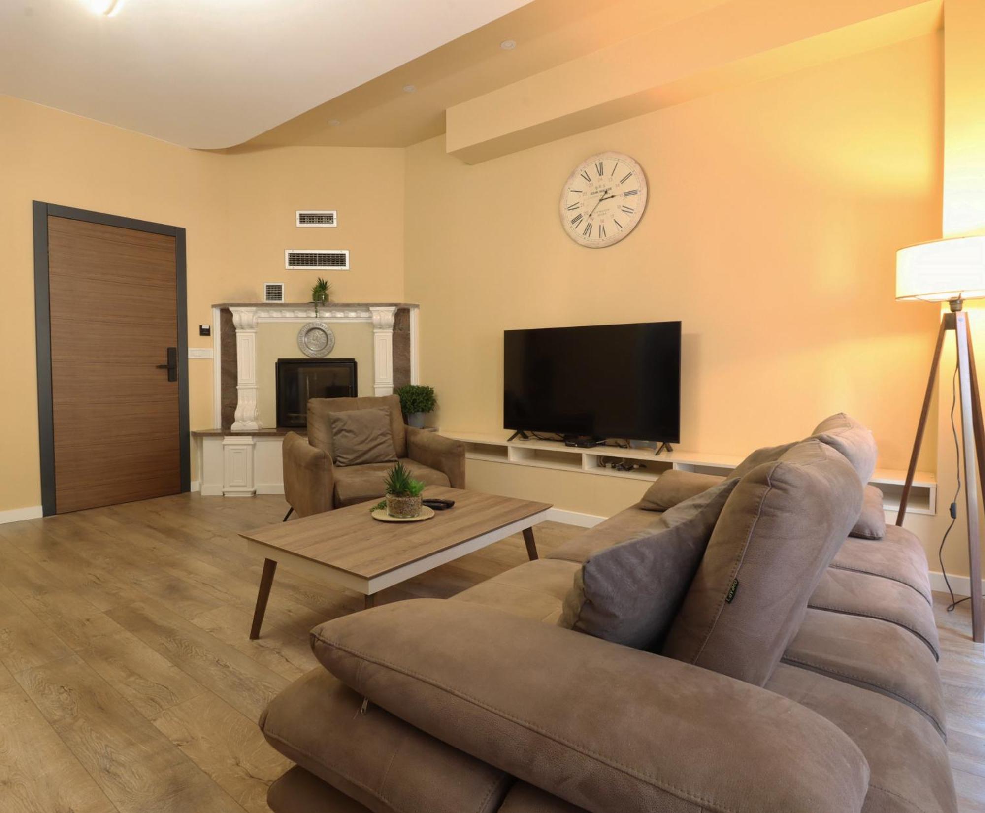Midtown Prishtina Stays - Central Location Pristina Kültér fotó