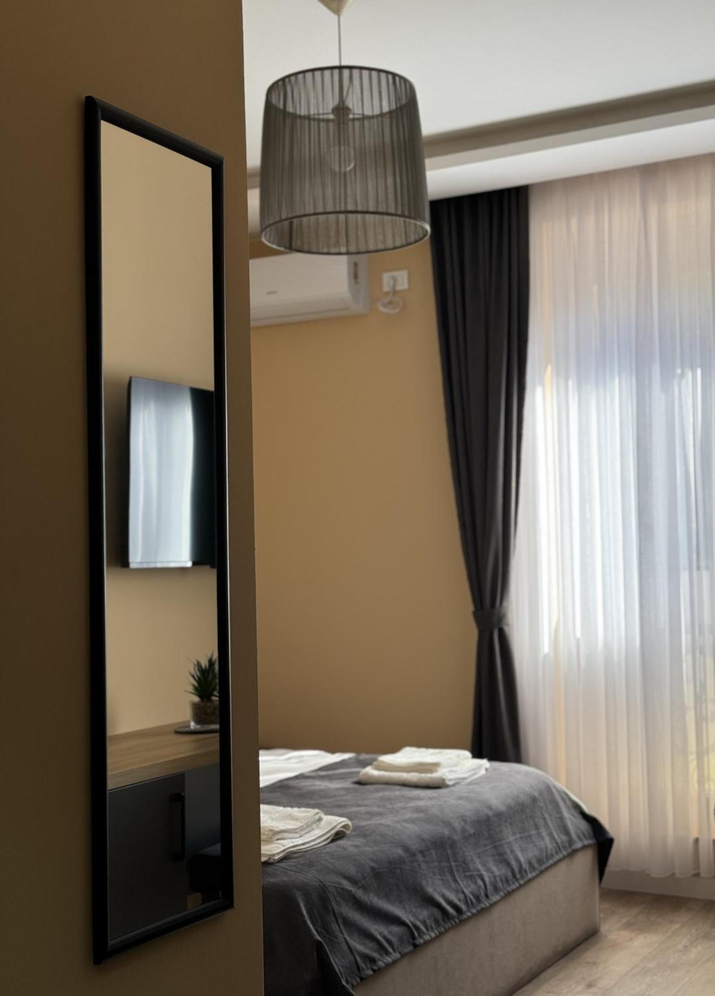 Midtown Prishtina Stays - Central Location Pristina Kültér fotó